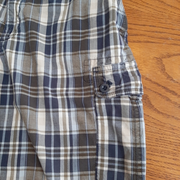 Men's Van Heusen Cargo Shorts Size 34 - Picture 2 of 6